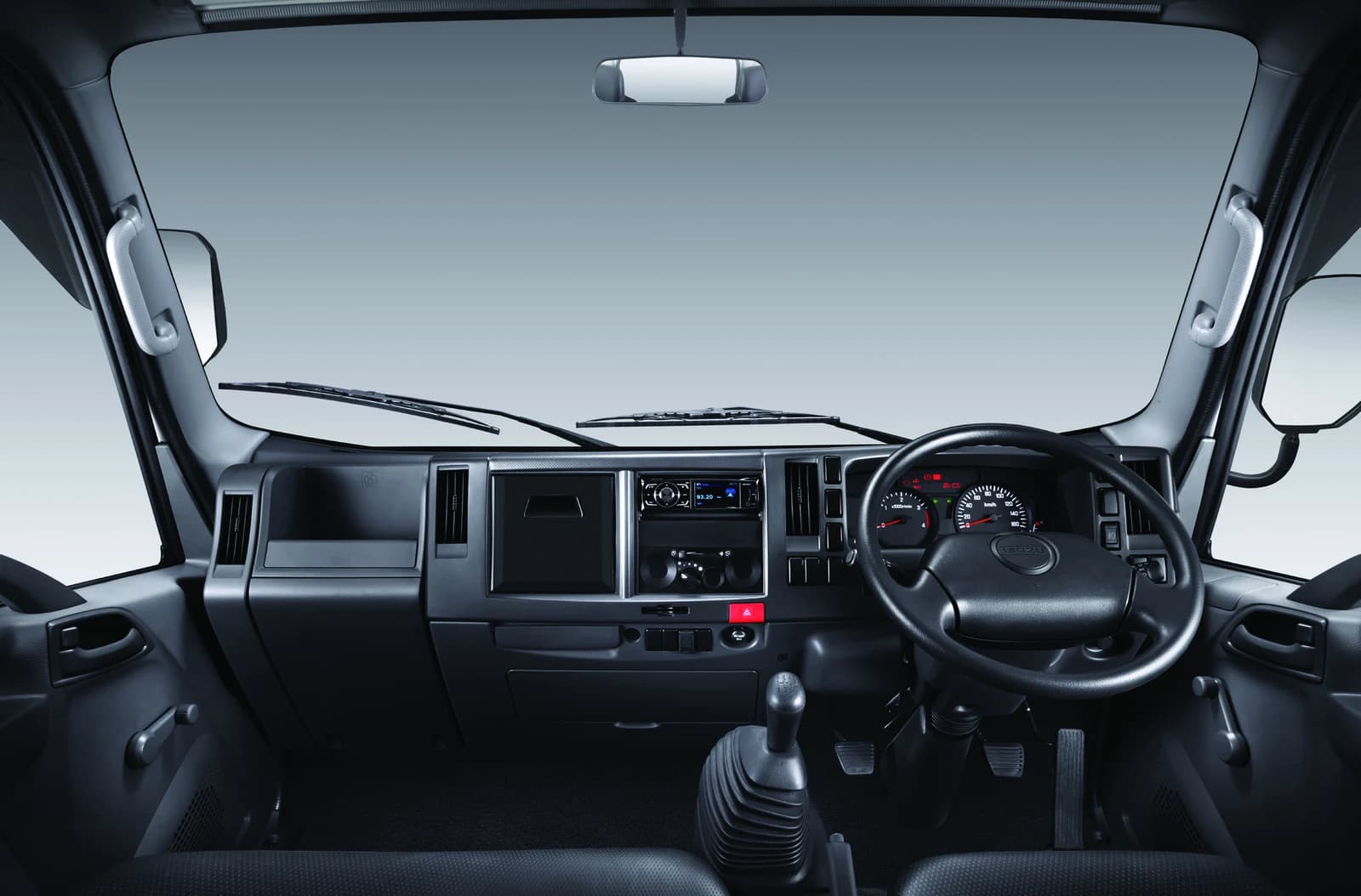 Interior kabin Isuzu ELF
